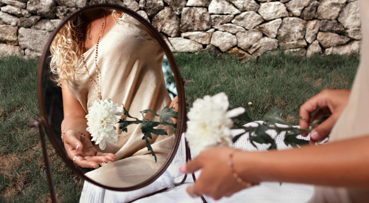 Reflecting on the Year: How to Look Back Without Getting Stuck