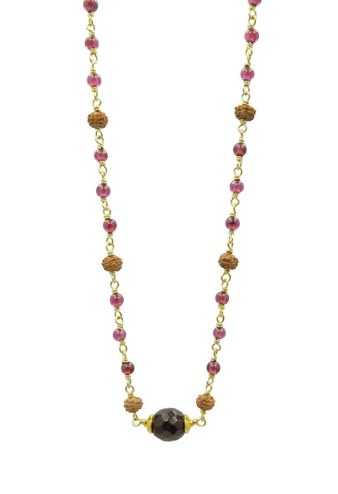 Soka in Garnet Choker Wire
